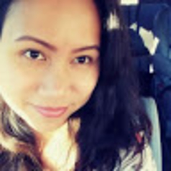 Meet your Posher, Jennifer - Picture 1 of 1